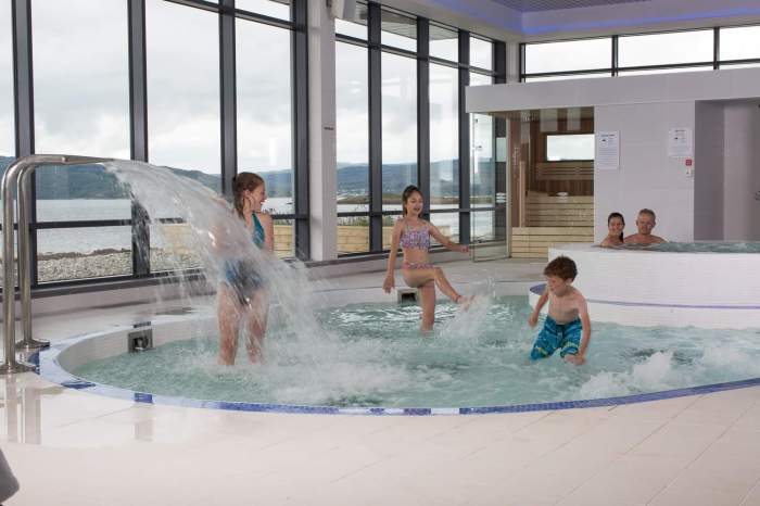 kids swimming pool spa