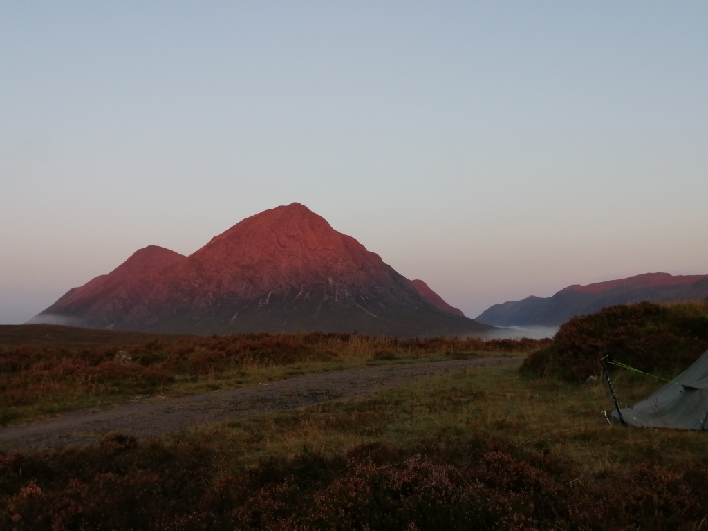 west highland way, scotland, sunrise, buachaille etive mor, sunrise glow, mountains, pathway, tent