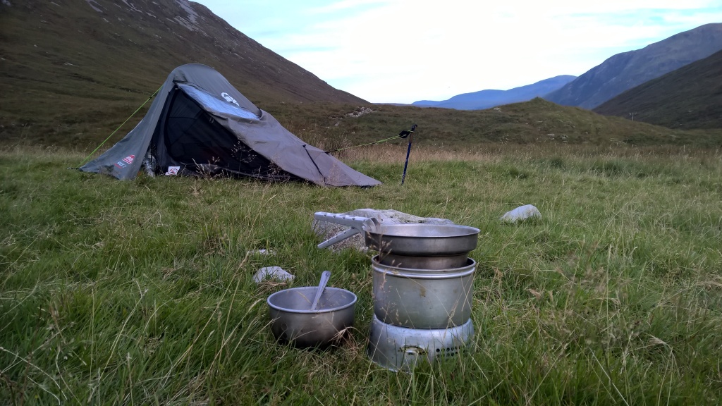 west highland way, scotland, tent, wild camping, trainger, cooking, mountains