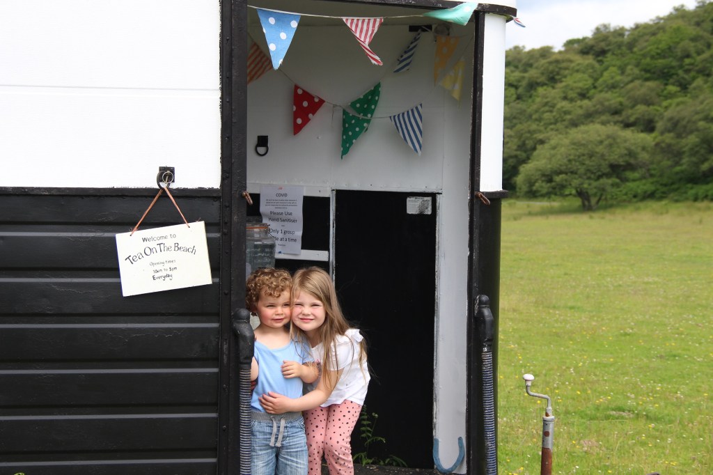 horse box, children, trees, grass, tea on the beach, jura, scotland